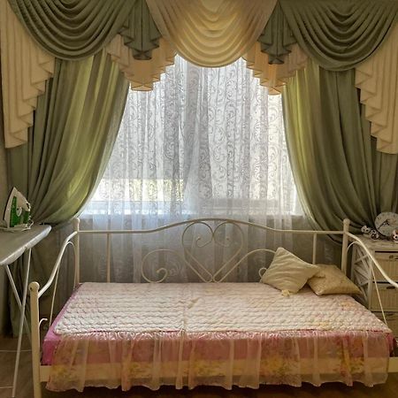 Красивая 2-Ком.Кв.,В Новом Доме!От Хозяйки! Odessa Esterno foto